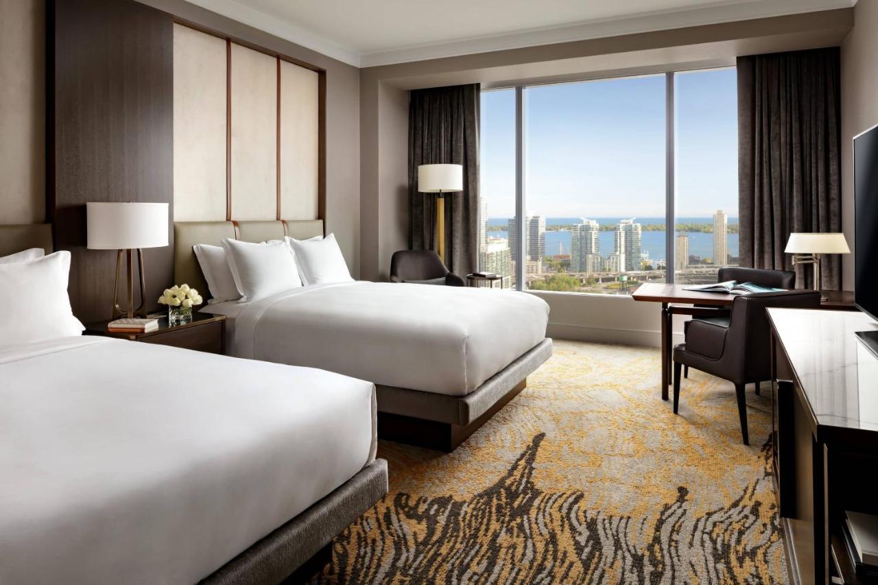 The Ritz-Carlton, Toronto Hotel Exterior foto